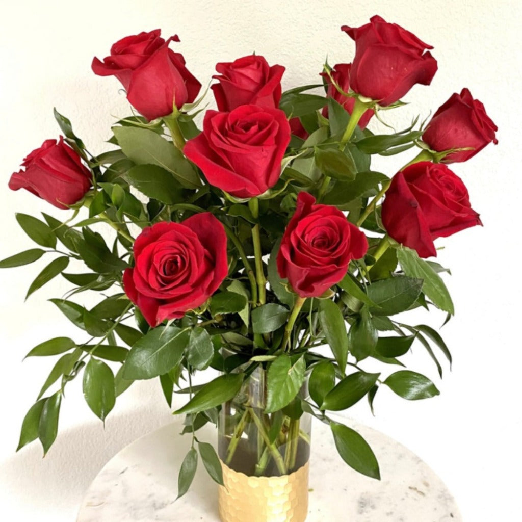 Classic Dozen Roses